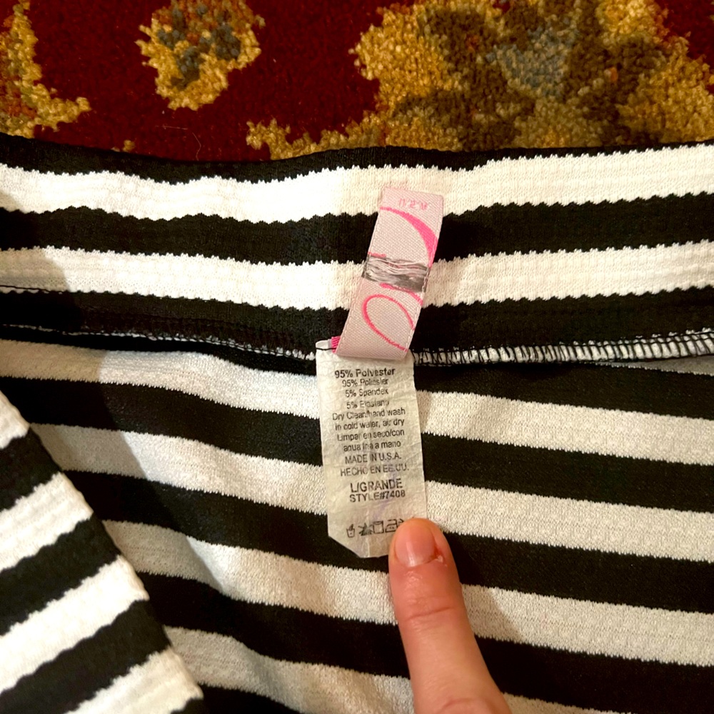NWOT strapless asymmetrical top - Picture 4 of 4
